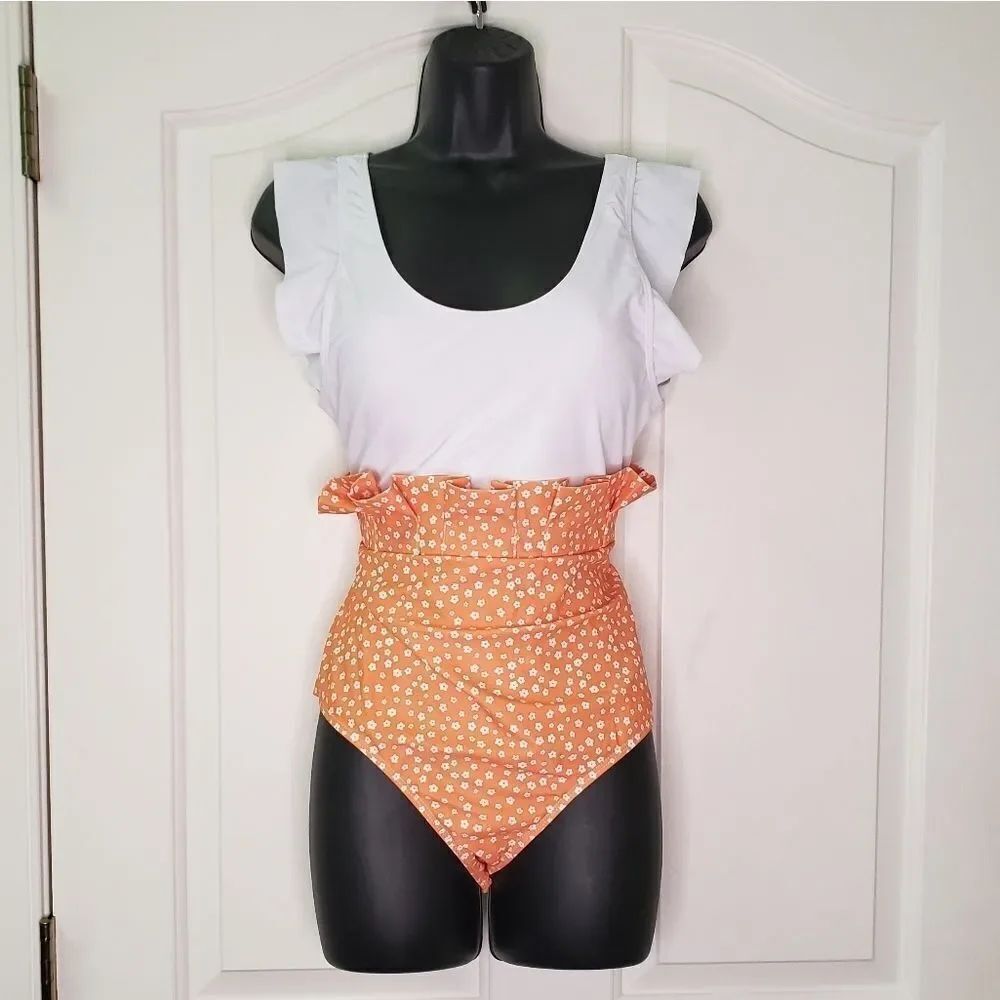 NWOT Swimsuit One Piece